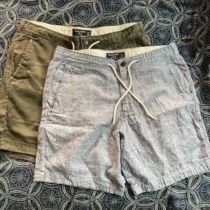 Lot of 2 Abercrombie 7” Shorts Cam/Chambray